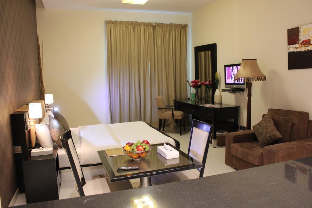 Royal Ascot Hotel Apartment - Kirklees 2 Dubai Dış mekan fotoğraf